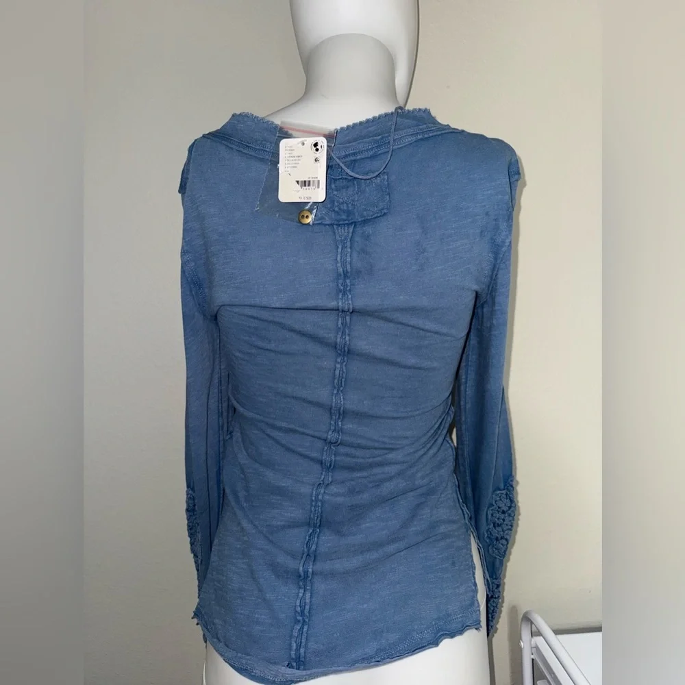 Free People NWT We the Free Our Song Henley Cuff XS - Picture 6 of 6